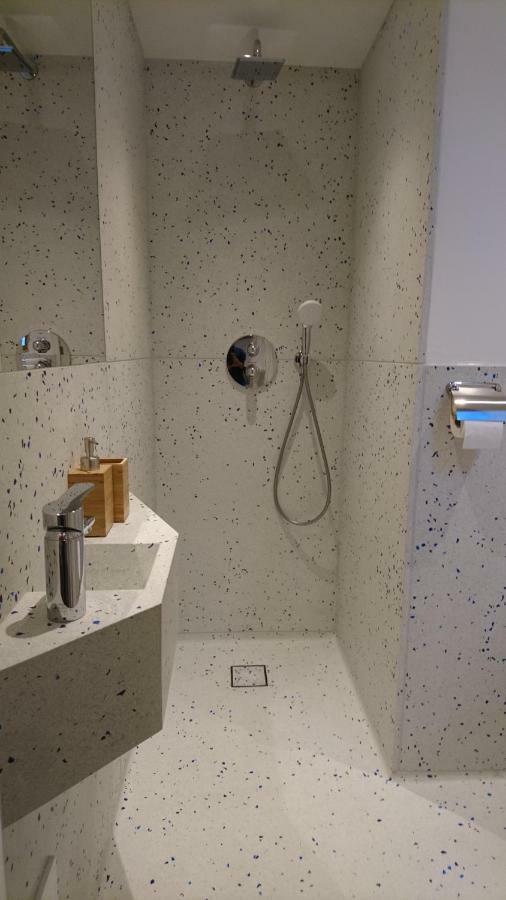 Huis Roomolen อัมสเตอร์ดัม ภายนอก รูปภาพ